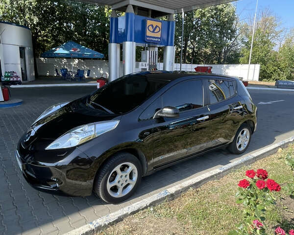 Чорний Ніссан Ліф, об'ємом двигуна 0 л та пробігом 133 тис. км за 7500 $, фото 5 на Automoto.ua