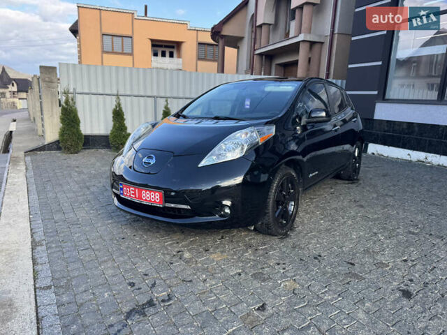 Черный Ниссан Лиф, объемом двигателя 0 л и пробегом 130 тыс. км за 6800 $, фото 3 на Automoto.ua