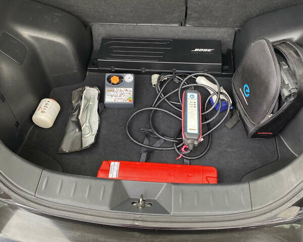 Ниссан Лиф 2014 в Ужгороде на Automoto.ua Черный Ниссан Лиф, объемом двигателя 0 л и пробегом 186 тыс. км за 6950 $, фото 11 на Automoto.ua