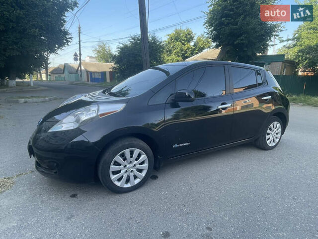 Черный Ниссан Лиф, объемом двигателя 0 л и пробегом 22 тыс. км за 10300 $, фото 20 на Automoto.ua