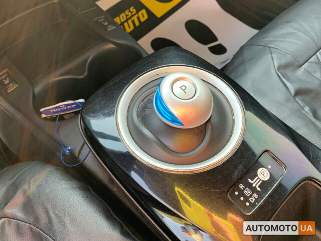 Чорний Ніссан Ліф, об'ємом двигуна 24 л та пробігом 128 тис. км за 6400 $, фото 11 на Automoto.ua