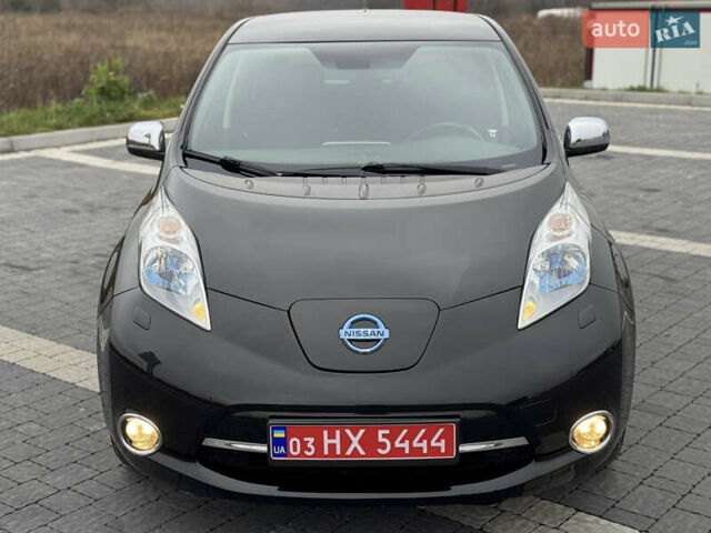 Черный Ниссан Лиф, объемом двигателя 0 л и пробегом 100 тыс. км за 5999 $, фото 5 на Automoto.ua