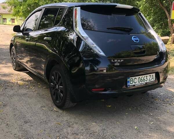 Чорний Ніссан Ліф, об'ємом двигуна 0 л та пробігом 133 тис. км за 8650 $, фото 9 на Automoto.ua