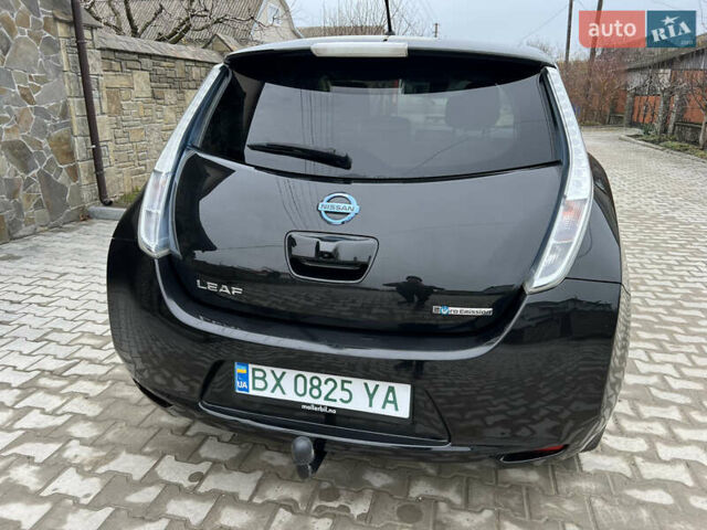 Черный Ниссан Лиф, объемом двигателя 0 л и пробегом 109 тыс. км за 7500 $, фото 3 на Automoto.ua