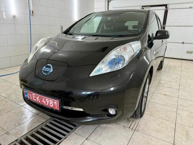Чорний Ніссан Ліф, об'ємом двигуна 0 л та пробігом 130 тис. км за 6099 $, фото 1 на Automoto.ua