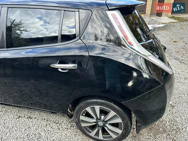 Чорний Ніссан Ліф, об'ємом двигуна 0 л та пробігом 96 тис. км за 6500 $, фото 2 на Automoto.ua