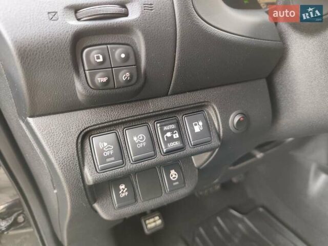 Чорний Ніссан Ліф, об'ємом двигуна 0 л та пробігом 120 тис. км за 6499 $, фото 23 на Automoto.ua