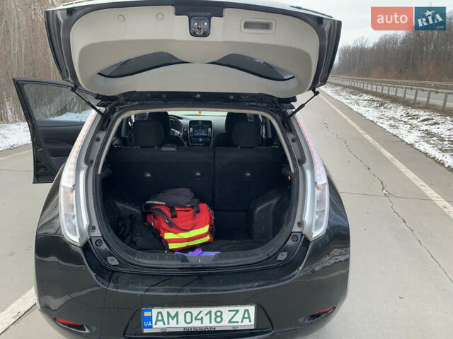 Черный Ниссан Лиф, объемом двигателя 0 л и пробегом 174 тыс. км за 6500 $, фото 17 на Automoto.ua