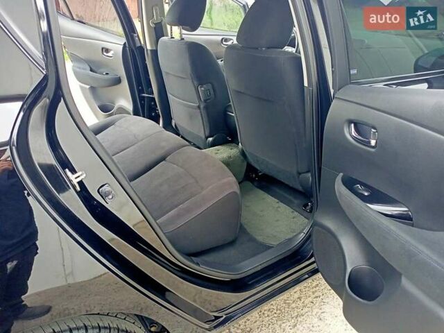 Чорний Ніссан Ліф, об'ємом двигуна 0 л та пробігом 70 тис. км за 7500 $, фото 71 на Automoto.ua