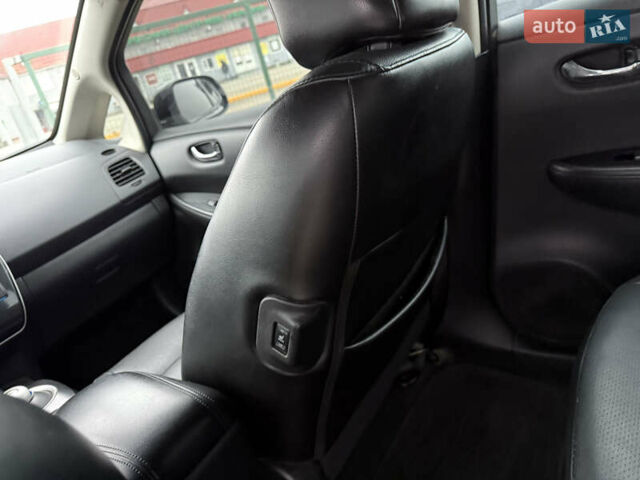Черный Ниссан Лиф, объемом двигателя 0 л и пробегом 163 тыс. км за 7490 $, фото 11 на Automoto.ua