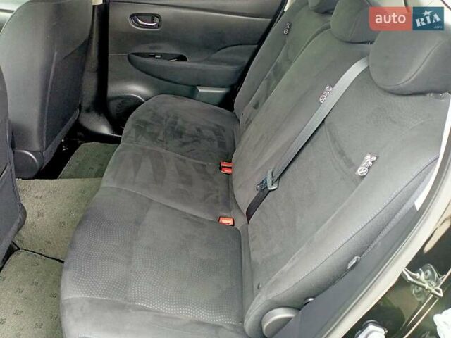 Чорний Ніссан Ліф, об'ємом двигуна 0 л та пробігом 70 тис. км за 7500 $, фото 56 на Automoto.ua