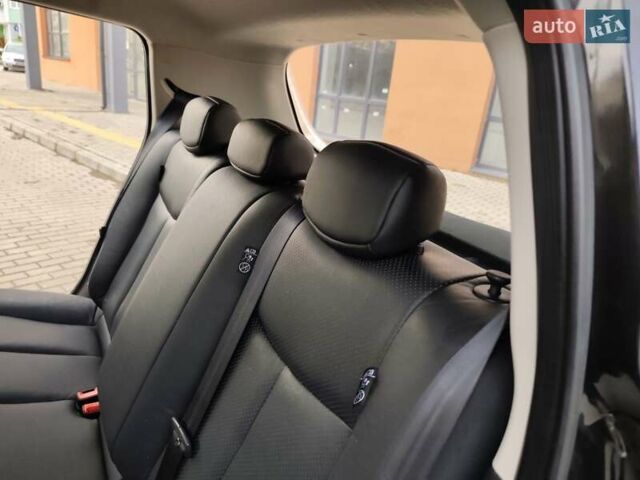Чорний Ніссан Ліф, об'ємом двигуна 0 л та пробігом 120 тис. км за 6499 $, фото 49 на Automoto.ua
