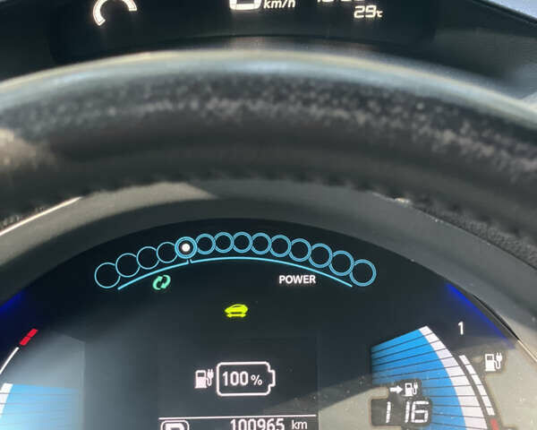 Черный Ниссан Лиф, объемом двигателя 0 л и пробегом 100 тыс. км за 9000 $, фото 19 на Automoto.ua