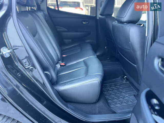 Чорний Ніссан Ліф, об'ємом двигуна 0 л та пробігом 164 тис. км за 8500 $, фото 46 на Automoto.ua