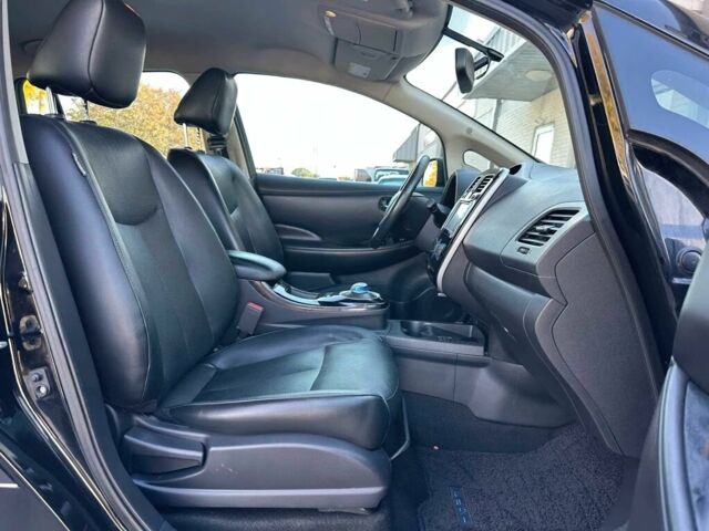 Черный Ниссан Лиф, объемом двигателя 0 л и пробегом 72 тыс. км за 1500 $, фото 8 на Automoto.ua