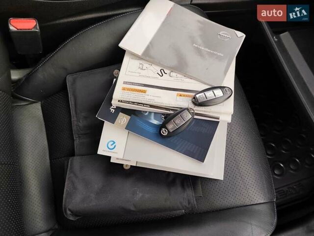 Чорний Ніссан Ліф, об'ємом двигуна 0 л та пробігом 120 тис. км за 6499 $, фото 90 на Automoto.ua