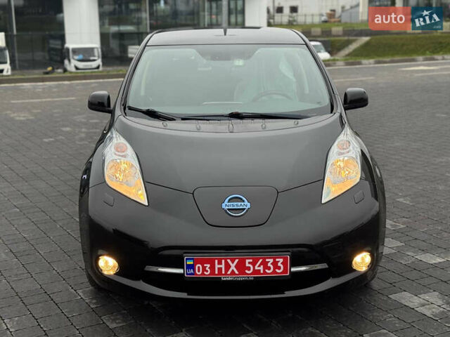 Черный Ниссан Лиф, объемом двигателя 0 л и пробегом 100 тыс. км за 6700 $, фото 49 на Automoto.ua