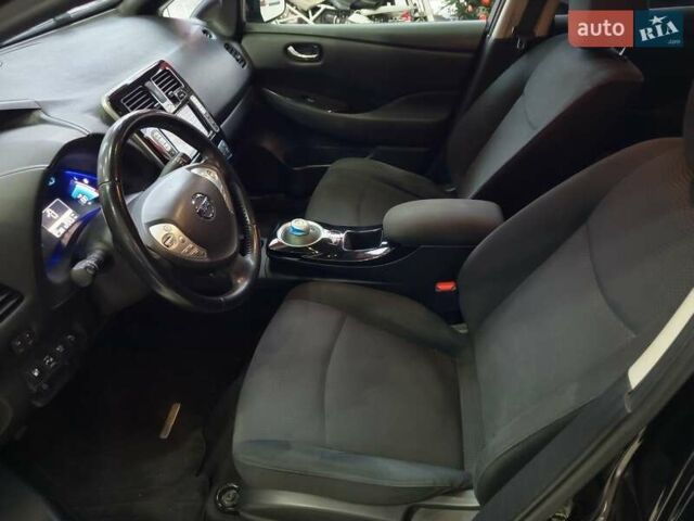 Черный Ниссан Лиф, объемом двигателя 0 л и пробегом 80 тыс. км за 7700 $, фото 16 на Automoto.ua