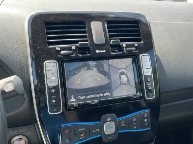 Черный Ниссан Лиф, объемом двигателя 0 л и пробегом 70 тыс. км за 5000 $, фото 9 на Automoto.ua