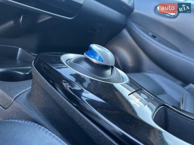 Чорний Ніссан Ліф, об'ємом двигуна 0 л та пробігом 164 тис. км за 8500 $, фото 23 на Automoto.ua