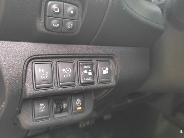 Черный Ниссан Лиф, объемом двигателя 0 л и пробегом 134 тыс. км за 6500 $, фото 18 на Automoto.ua