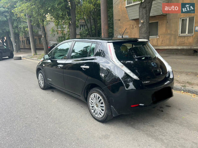 Черный Ниссан Лиф, объемом двигателя 0 л и пробегом 100 тыс. км за 7200 $, фото 3 на Automoto.ua