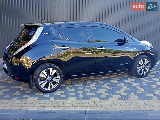 Чорний Ніссан Ліф, об'ємом двигуна 0 л та пробігом 70 тис. км за 7500 $, фото 11 на Automoto.ua