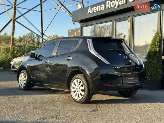 Чорний Ніссан Ліф, об'ємом двигуна 0 л та пробігом 70 тис. км за 7700 $, фото 11 на Automoto.ua