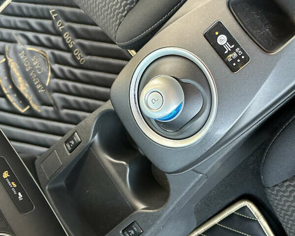 Чорний Ніссан Ліф, об'ємом двигуна 0 л та пробігом 70 тис. км за 7700 $, фото 31 на Automoto.ua