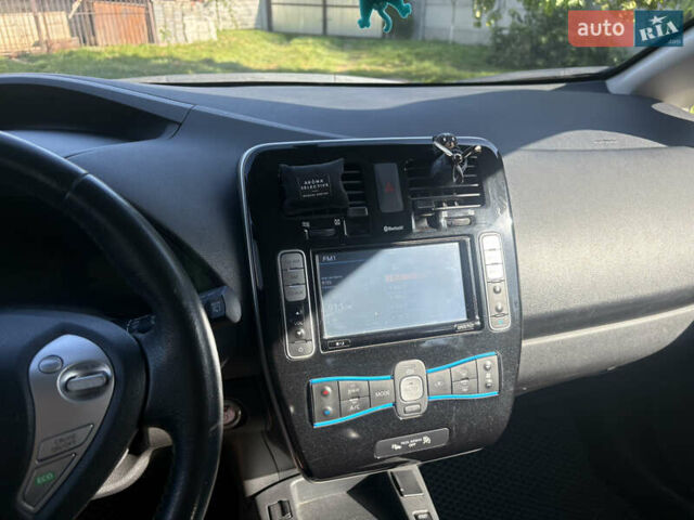 Чорний Ніссан Ліф, об'ємом двигуна 0 л та пробігом 91 тис. км за 6700 $, фото 8 на Automoto.ua