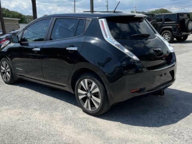 Черный Ниссан Лиф, объемом двигателя 0 л и пробегом 70 тыс. км за 5000 $, фото 3 на Automoto.ua