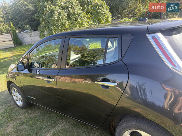 Чорний Ніссан Ліф, об'ємом двигуна 0 л та пробігом 91 тис. км за 6700 $, фото 3 на Automoto.ua