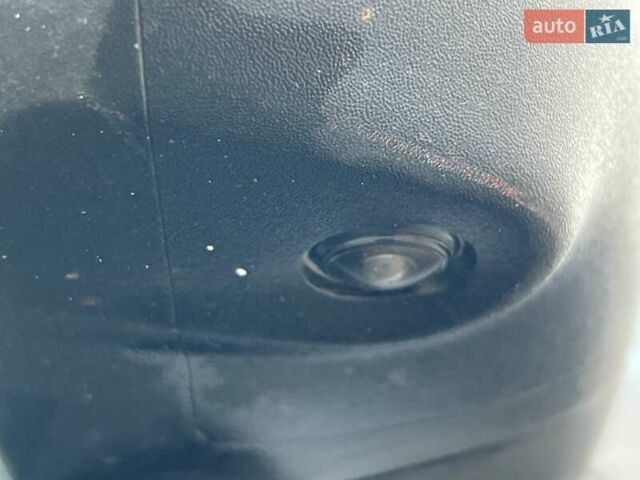 Черный Ниссан Лиф, объемом двигателя 0 л и пробегом 128 тыс. км за 6850 $, фото 16 на Automoto.ua