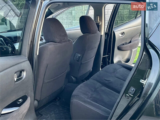 Черный Ниссан Лиф, объемом двигателя 0 л и пробегом 131 тыс. км за 7200 $, фото 38 на Automoto.ua