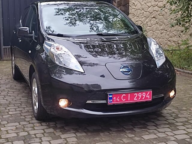 Черный Ниссан Лиф, объемом двигателя 0 л и пробегом 134 тыс. км за 6500 $, фото 9 на Automoto.ua