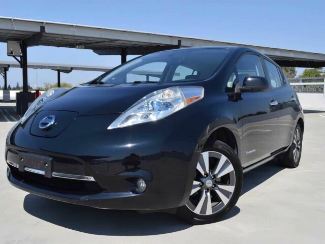 Черный Ниссан Лиф, объемом двигателя 0 л и пробегом 77 тыс. км за 1900 $, фото 2 на Automoto.ua