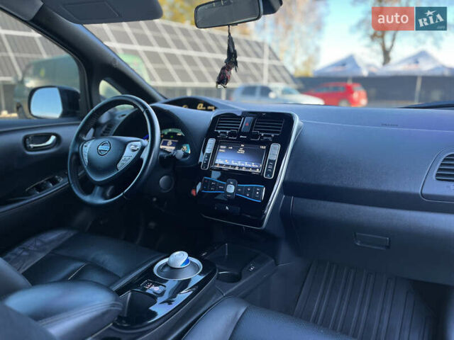 Чорний Ніссан Ліф, об'ємом двигуна 0 л та пробігом 164 тис. км за 8500 $, фото 47 на Automoto.ua