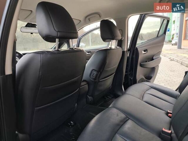 Чорний Ніссан Ліф, об'ємом двигуна 0 л та пробігом 120 тис. км за 6499 $, фото 48 на Automoto.ua
