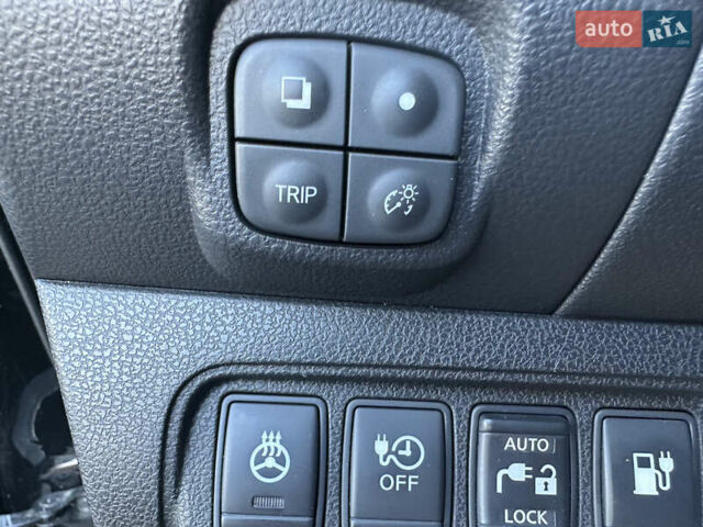 Чорний Ніссан Ліф, об'ємом двигуна 0 л та пробігом 72 тис. км за 7500 $, фото 19 на Automoto.ua