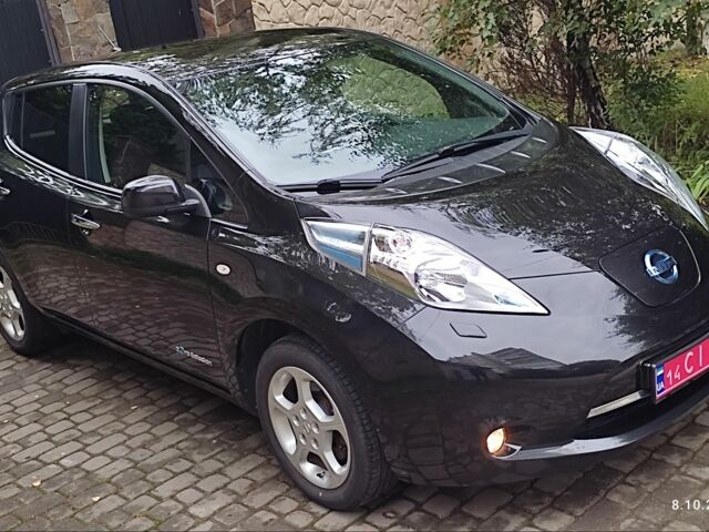 Черный Ниссан Лиф, объемом двигателя 0 л и пробегом 134 тыс. км за 6500 $, фото 10 на Automoto.ua