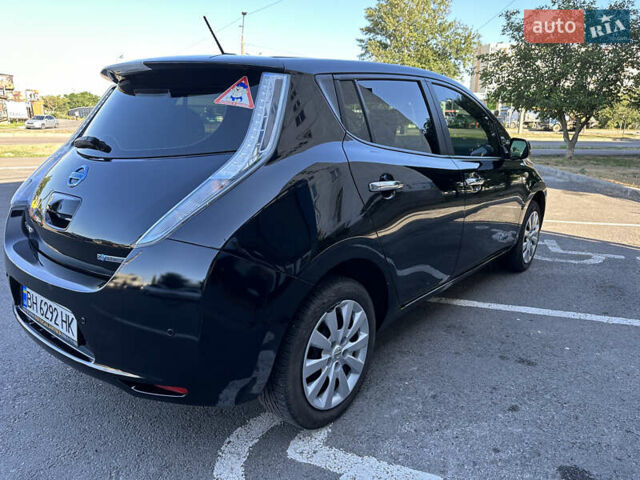 Чорний Ніссан Ліф, об'ємом двигуна 0 л та пробігом 72 тис. км за 7500 $, фото 7 на Automoto.ua