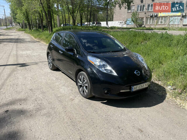 Черный Ниссан Лиф, объемом двигателя 0 л и пробегом 91 тыс. км за 7600 $, фото 8 на Automoto.ua