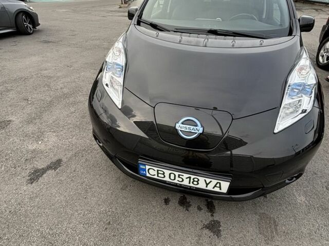 Черный Ниссан Лиф, объемом двигателя 0 л и пробегом 98 тыс. км за 7000 $, фото 2 на Automoto.ua