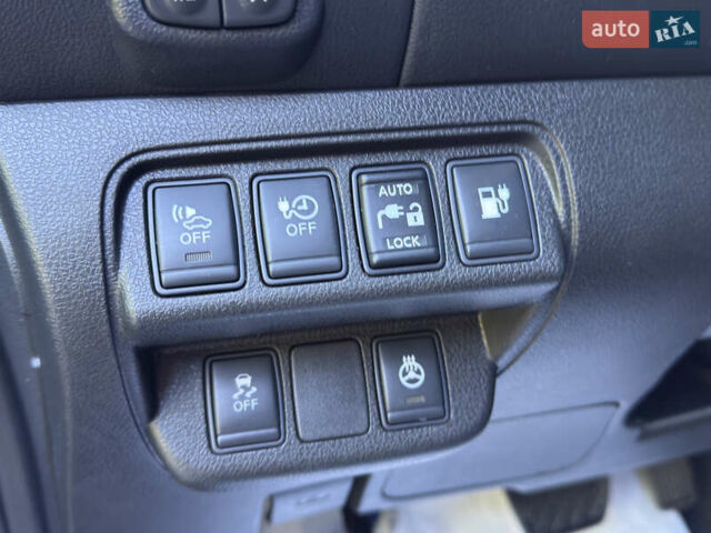 Черный Ниссан Лиф, объемом двигателя 0 л и пробегом 97 тыс. км за 7850 $, фото 10 на Automoto.ua