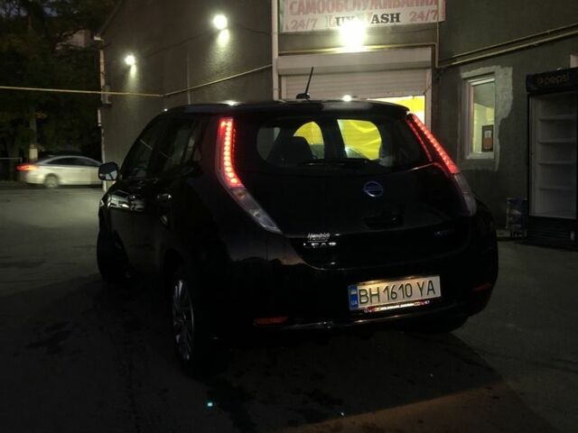 Чорний Ніссан Ліф, об'ємом двигуна 0 л та пробігом 142 тис. км за 6300 $, фото 6 на Automoto.ua