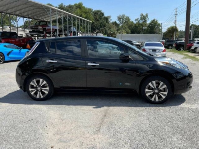 Черный Ниссан Лиф, объемом двигателя 0 л и пробегом 70 тыс. км за 5000 $, фото 5 на Automoto.ua