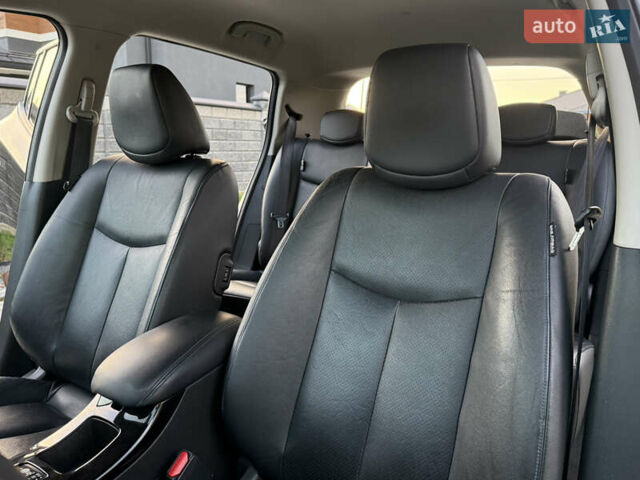 Чорний Ніссан Ліф, об'ємом двигуна 0 л та пробігом 90 тис. км за 7700 $, фото 39 на Automoto.ua