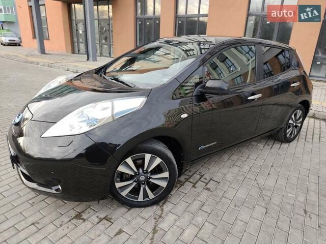 Чорний Ніссан Ліф, об'ємом двигуна 0 л та пробігом 120 тис. км за 6499 $, фото 13 на Automoto.ua