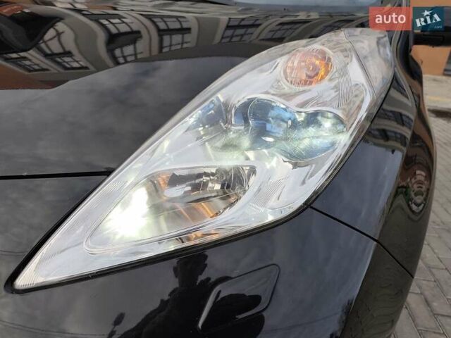 Чорний Ніссан Ліф, об'ємом двигуна 0 л та пробігом 120 тис. км за 6499 $, фото 25 на Automoto.ua