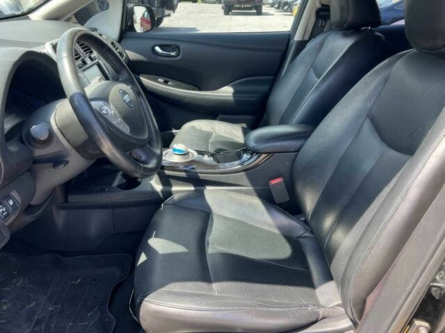 Черный Ниссан Лиф, объемом двигателя 0 л и пробегом 70 тыс. км за 5000 $, фото 7 на Automoto.ua